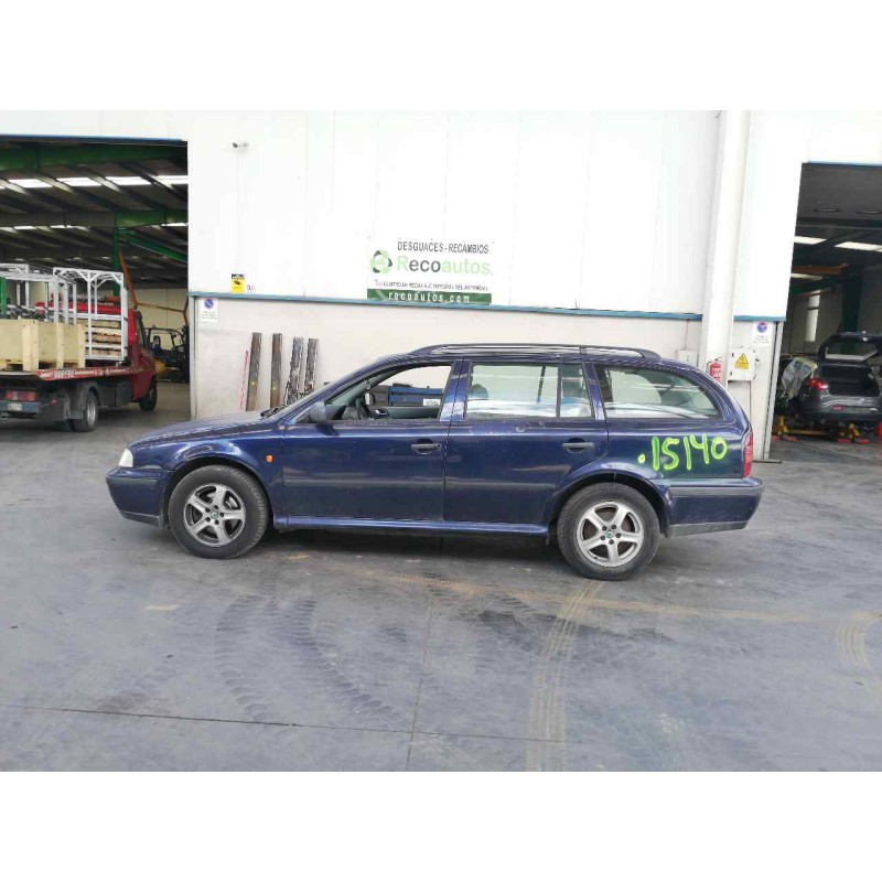 skoda octavia combi (1u5) del año 2000