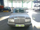 mercedes-benz clase e (w124) berlina del año 1999