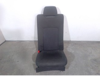 Recambio de asientos trasero izquierdo para chevrolet orlando (j309) 2.0 d referencia OEM IAM 42441106 42441106 3ª FILA