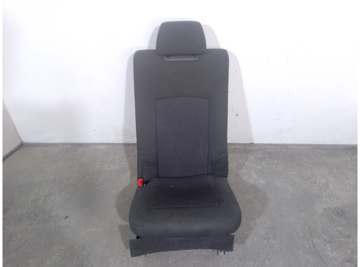 Recambio de asientos trasero izquierdo para chevrolet orlando (j309) 2.0 d referencia OEM IAM 42441106 42441106 3ª FILA