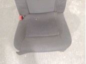 Recambio de asientos trasero izquierdo para chevrolet orlando (j309) 2.0 d referencia OEM IAM 42441106 42441106 3ª FILA