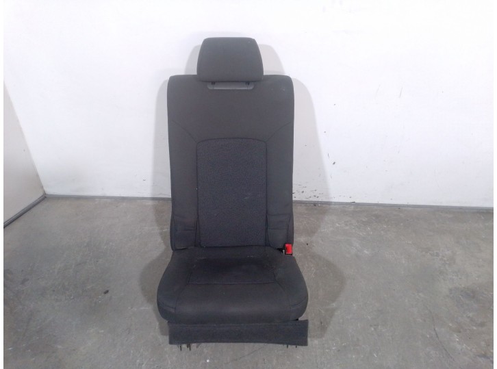 Recambio de asientos trasero derecho para chevrolet orlando (j309) 2.0 d referencia OEM IAM 42441106 42441106 3ª FILA