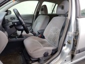 nissan almera ii hatchback (n16) del año 2001