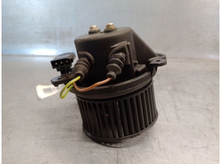 Recambio de motor calefaccion para bmw x5 (e53) 4.4i automático referencia OEM IAM 64118385546 TRASERO 
