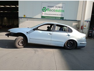seat toledo ii (1m2) del año 2001