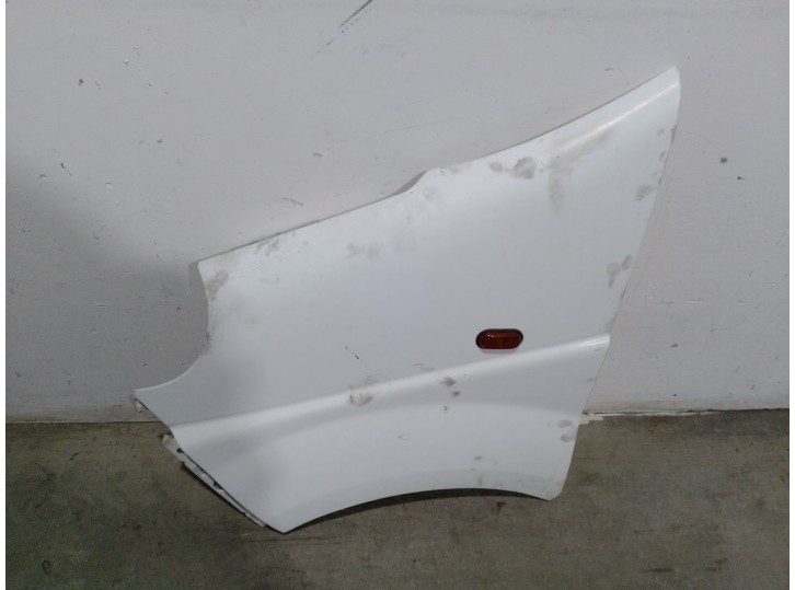 Replacement front left fender for Nissan Primastar bus (X83) dCi 140 OEM IAM reference 