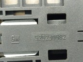 Recambio de caja reles / fusibles para saab 9-5 (ys3g) 2.0 tid referencia OEM IAM 525230582  