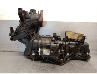 Recambio de colector admision para mercedes-benz vito tourer (447) 2.0 cdi cat referencia OEM IAM A6540908700  A654090200