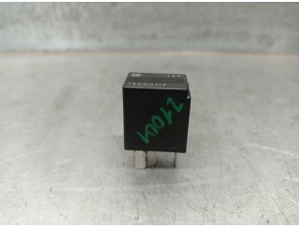 Recambio de rele para saab 9-5 (ys3g) 2.0 tid referencia OEM IAM 13500117  