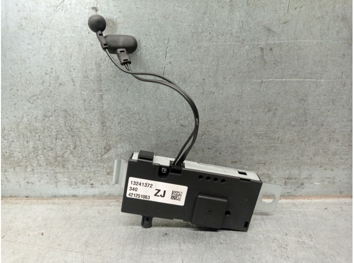 Recambio de antena para saab 9-5 (ys3g) 2.0 tid referencia OEM IAM 13241372 421251063