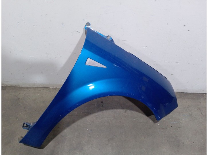 Replacement right front fender for Renault Grand Scénic II (JM0/1_) 1.9 dCi (JM14) OEM IAM reference 8200020569 