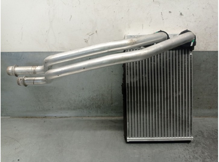 Replacement heating radiator / air conditioning for Saab 9-5 (YS3G) 2.0 TiD OEM IAM reference 52426696 13263329 