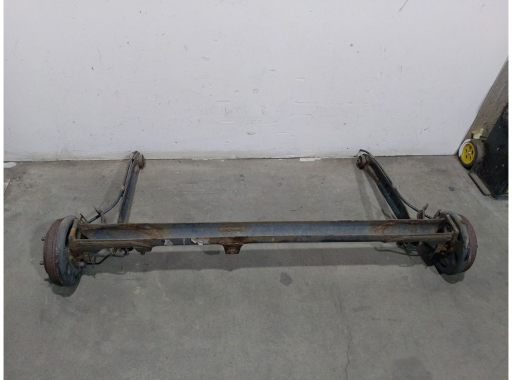 Recambio de puente trasero para nissan almera ii hatchback (n16) 1.5 referencia OEM IAM 55501BM415 