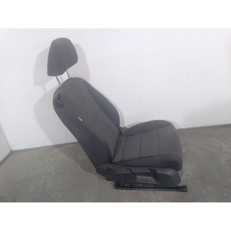 Recambio de asiento delantero derecho para volkswagen golf vi descapotable (517) 1.6 tdi referencia OEM IAM 1K3881516AD 1K388151