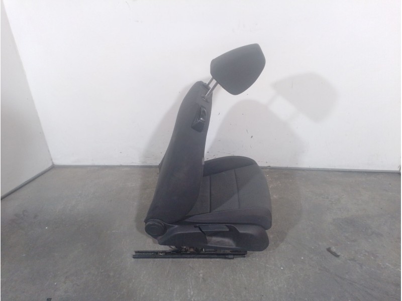 Recambio de asiento delantero derecho para volkswagen golf vi descapotable (517) 1.6 tdi referencia OEM IAM 1K3881516AD 1K388151