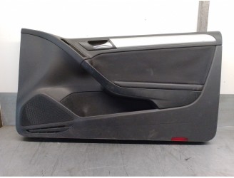 Recambio de guarnecido puerta delantera derecha para volkswagen golf vi descapotable (517) 1.6 tdi referencia OEM IAM 5K7867012A