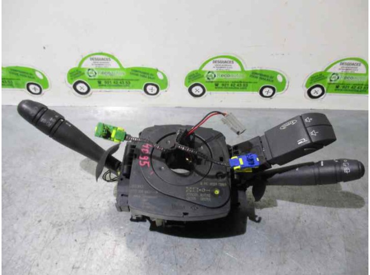 Recambio de mando luces para renault megane ii berlina 5p 1.9 dci diesel referencia OEM IAM 8200004642 