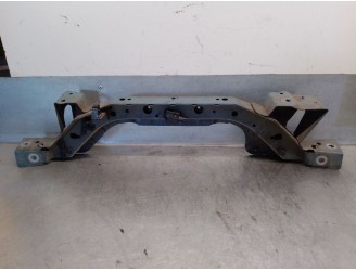 Recambio de travesaño superior para chevrolet orlando (j309) 2.0 d referencia OEM IAM 96845423  