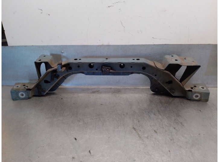 Recambio de travesaño superior para chevrolet orlando (j309) 2.0 d referencia OEM IAM 96845423 