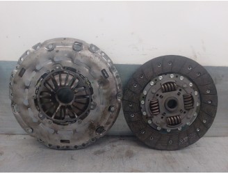 Recambio de kit embrague para mitsubishi lancer viii sportback (cx_a) 2.0 di-d (cx8a) referencia OEM IAM 124048810 2300A005 3240