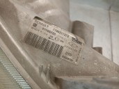 Recambio de faro derecho para nissan primastar autobús (x83) dci 140 referencia OEM IAM 7700311372  91165720