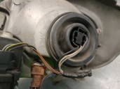 Recambio de faro derecho para nissan primastar autobús (x83) dci 140 referencia OEM IAM 7700311372  91165720