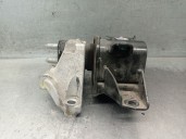 Replacement engine mount for Kia Niro I (DE) 1.6 GDI Hybrid OEM IAM reference 21830G2000 16070161