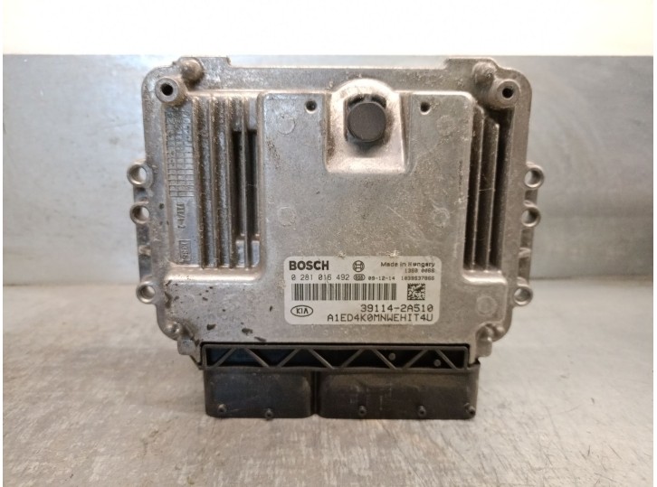 Recambio de centralita motor uce para kia cee´d hatchback (ed) 1.6 crdi 90 referencia OEM IAM 391142A510 0281016492 BOSCH