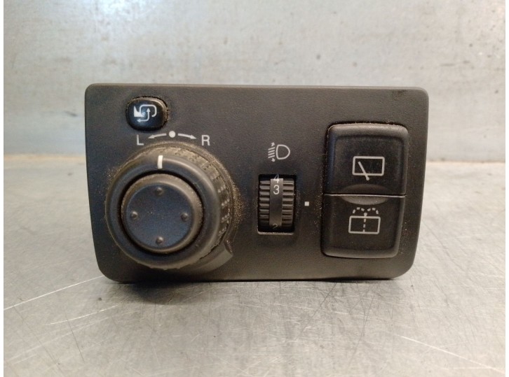 Replacement mirror control switch for SsangYong Rexton 2.7 Turbodiesel CAT OEM IAM reference 8530008000LAM 
