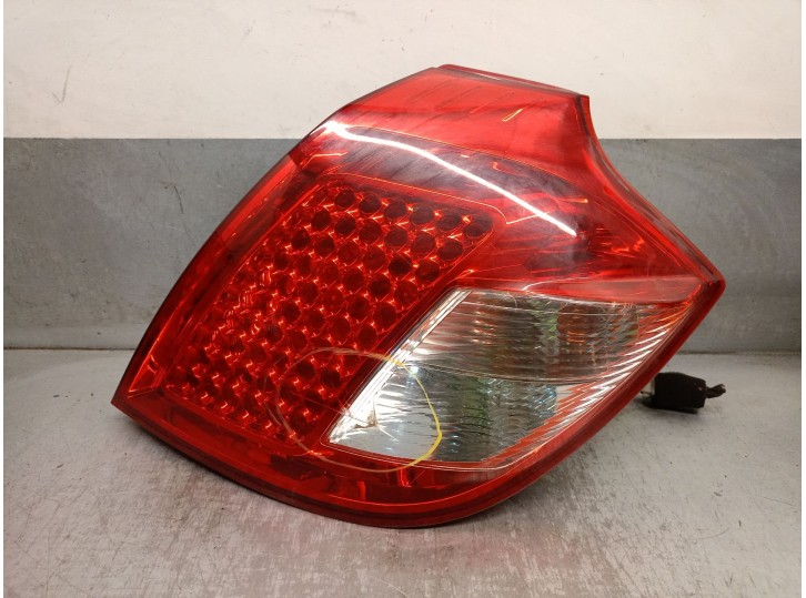 Replacement rear right tail light for Kia Cee'd Hatchback (ED) 1.6 CRDi 90 OEM IAM reference 924021H050 924021H050 5 DOORS