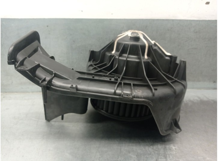 Heater motor replacement part for Saab 9-3 (YS3F, E79, D79, D75) 2.2 TiD OEM IAM reference 99000885 HELLA