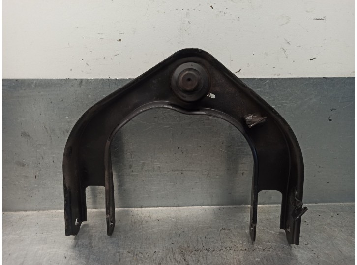 Recambio de brazo suspension superior delantero derecho para ssangyong rodius 2.7 turbodiesel cat referencia OEM IAM 4440221002 