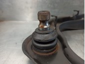 Recambio de brazo suspension superior delantero derecho para ssangyong rodius 2.7 turbodiesel cat referencia OEM IAM 4440221002 