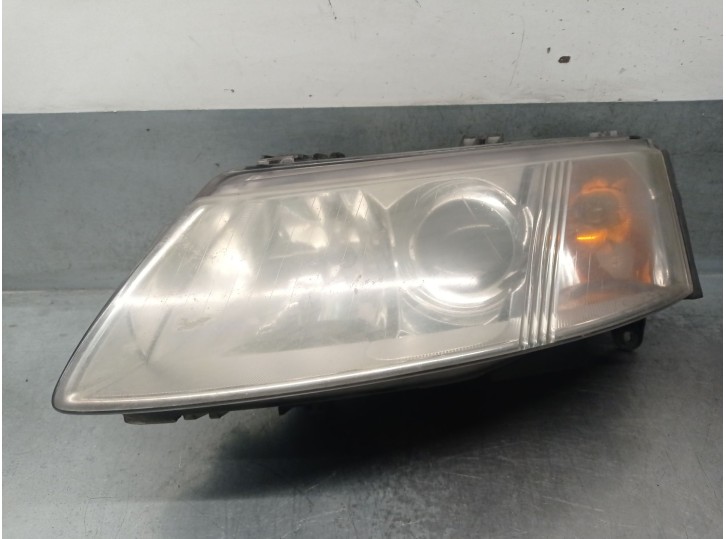 Replacement left headlight for Saab 9-3 (YS3F, E79, D79, D75) 2.2 TiD OEM IAM reference P12785749 HELLA - XENON - 5 DOORS