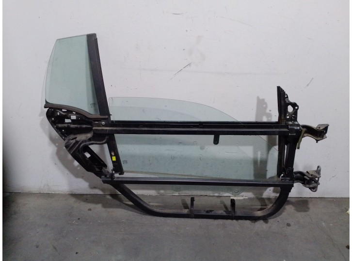 Replacement front right door for Smart Cabrio 0.8 CDI CAT OEM IAM reference A4517210201 