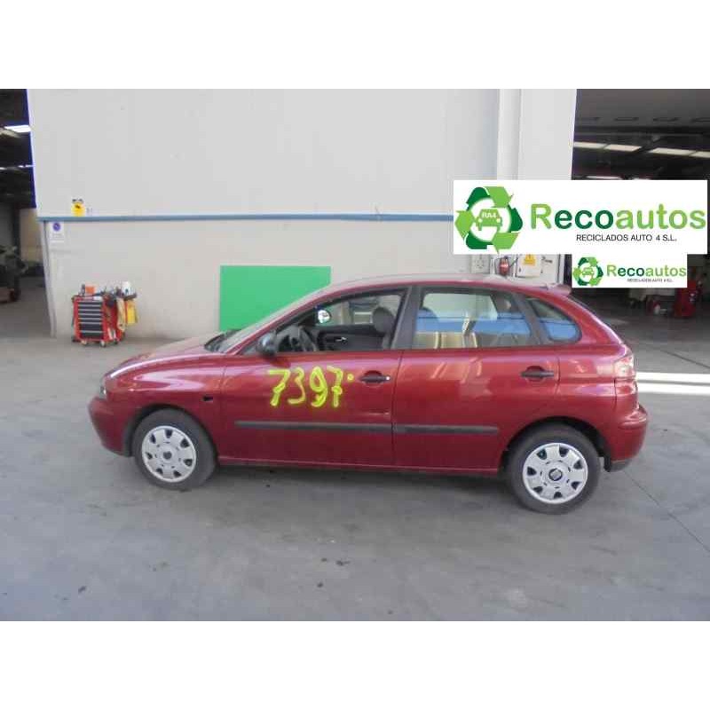 seat ibiza (6l1) del año 2003