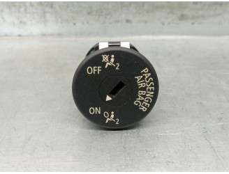 Recambio de interruptor para bmw x1 (e84) xdrive 20 d referencia OEM IAM 6131919688604  