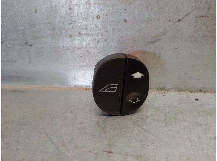 Recambio de mando elevalunas delantero derecho para ford fiesta iv (ja_, jb_) 1.3 i referencia OEM IAM 96FG14529AC  