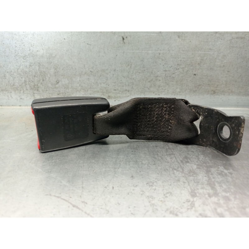 Recambio de enganche cinturon para bmw x1 (e84) xdrive 20 d referencia OEM IAM 9117261  TRASERO IZQUIERDO - 5 PUERTAS