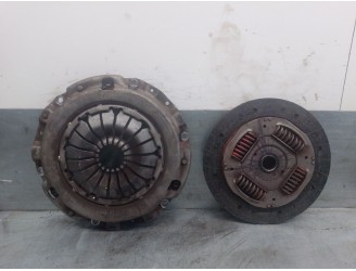 Recambio de kit embrague para ford focus i sedán (dfw) 1.8 turbo di / tddi referencia OEM IAM 2T147563AF 1252275 VALEO
