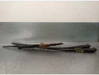 Recambio de brazo limpia delantero derecho para ford fiesta iv (ja_, jb_) 1.3 i referencia OEM IAM 1059108 1064124 