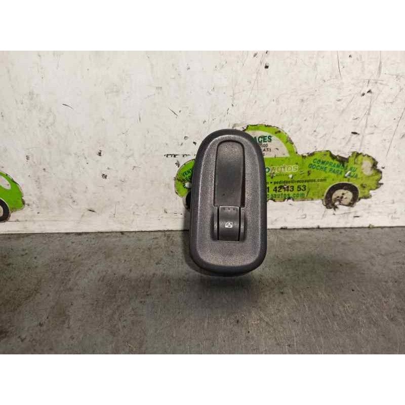 Recambio de mando elevalunas delantero derecho para renault kangoo 1.5 dci diesel referencia OEM IAM 8200548968  