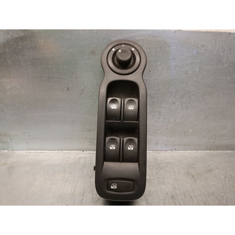 Recambio de mando elevalunas delantero derecho para renault modus / grand modus (f/jp0_) 1.5 dci 90 referencia OEM IAM 820037969