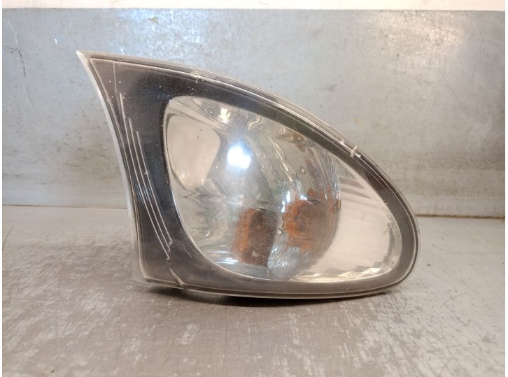 Recambio de piloto delantero derecho para bmw 3 (e46) 320 d referencia OEM IAM 7165850 4 PUERTAS