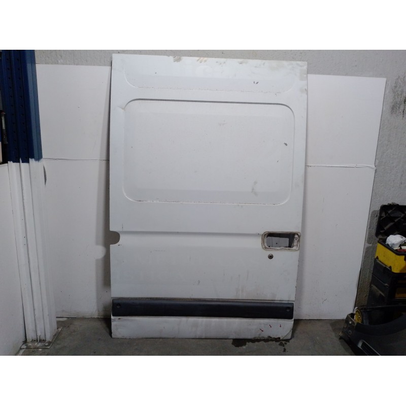 Recambio de puerta lateral corredera derecha para renault master ii furgoneta (fd) 2.8 dti referencia OEM IAM   