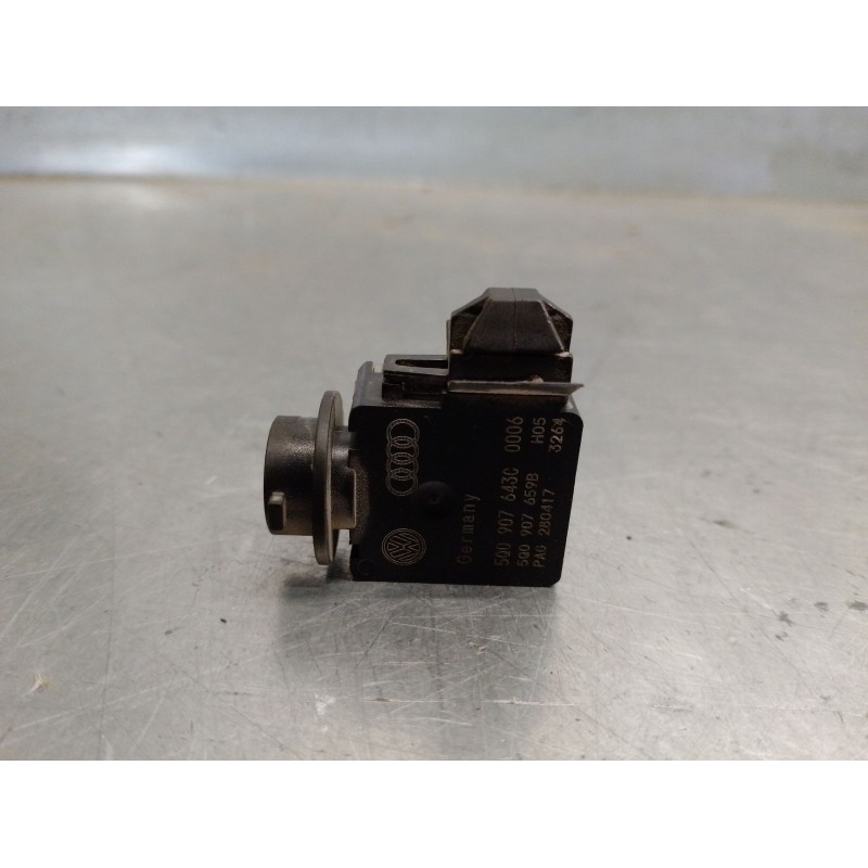 Recambio de sensor para skoda octavia iii (5e3, nl3, nr3) 1.6 tdi referencia OEM IAM 5Q0907643C  