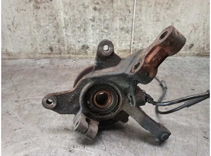 Recambio de mangueta delantera derecha para renault megane i scenic (ja0) 1.6 referencia OEM IAM 8200171678 8200171678 