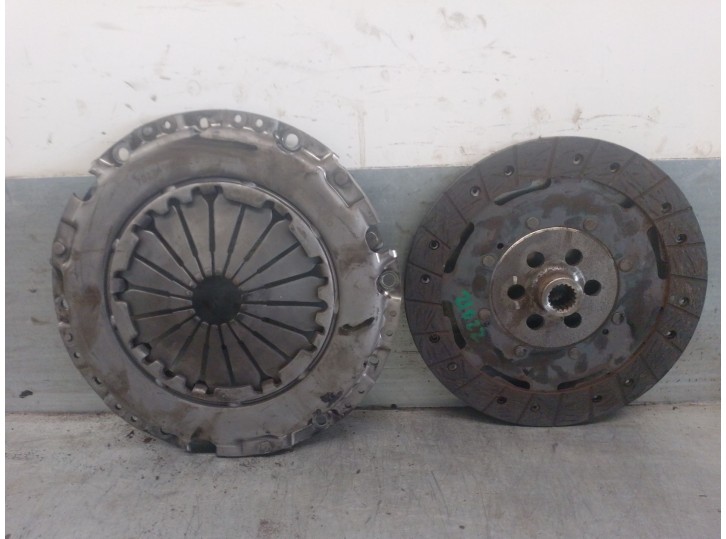 Recambio de kit embrague para peugeot 307 (3a/c) 1.6 hdi 110 referencia OEM IAM 1636266280 1636266280 VALEO