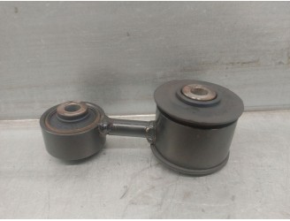Replacement engine mount for Toyota Previa II (_R3_) 2.4 (ACR30) OEM IAM reference 1T048203 1236328010 