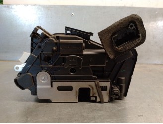 Recambio de cerradura puerta trasera derecha para skoda octavia iii (5e3, nl3, nr3) 1.6 tdi referencia OEM IAM 5E0839016C 7 PINE